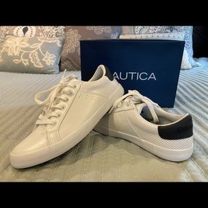 Nautica tennis shoes. Size 8.